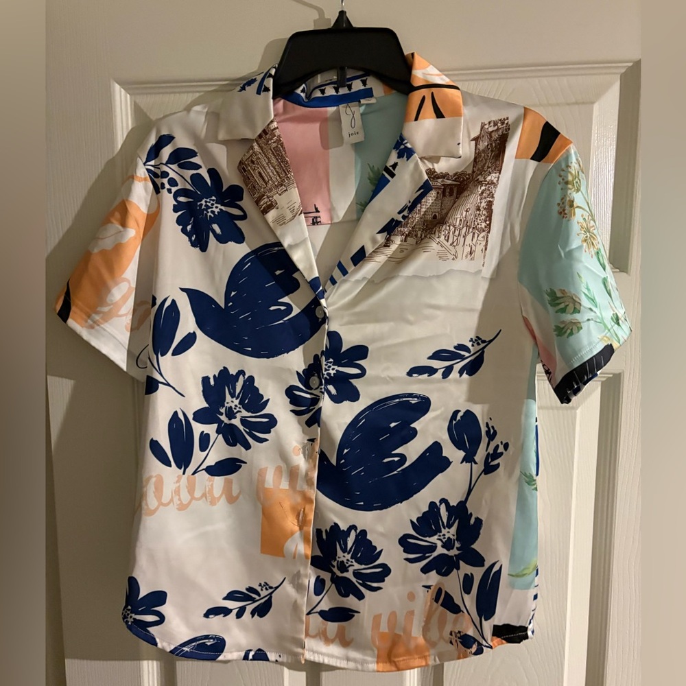 Joie SZ XS Daydreams of a Seaside City Top.         This top is like new.